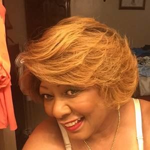 Meet your Posher, Iris